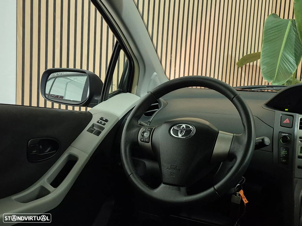 Toyota Yaris 1.0 VVT-i Comfort - 14
