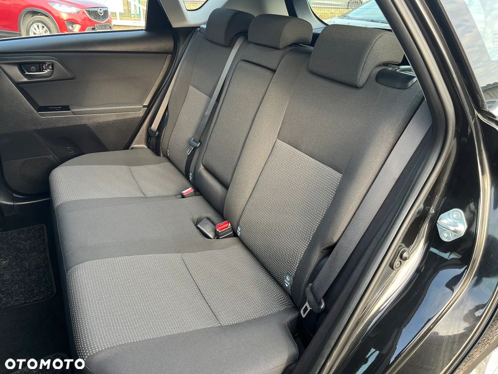 Toyota Auris - 28