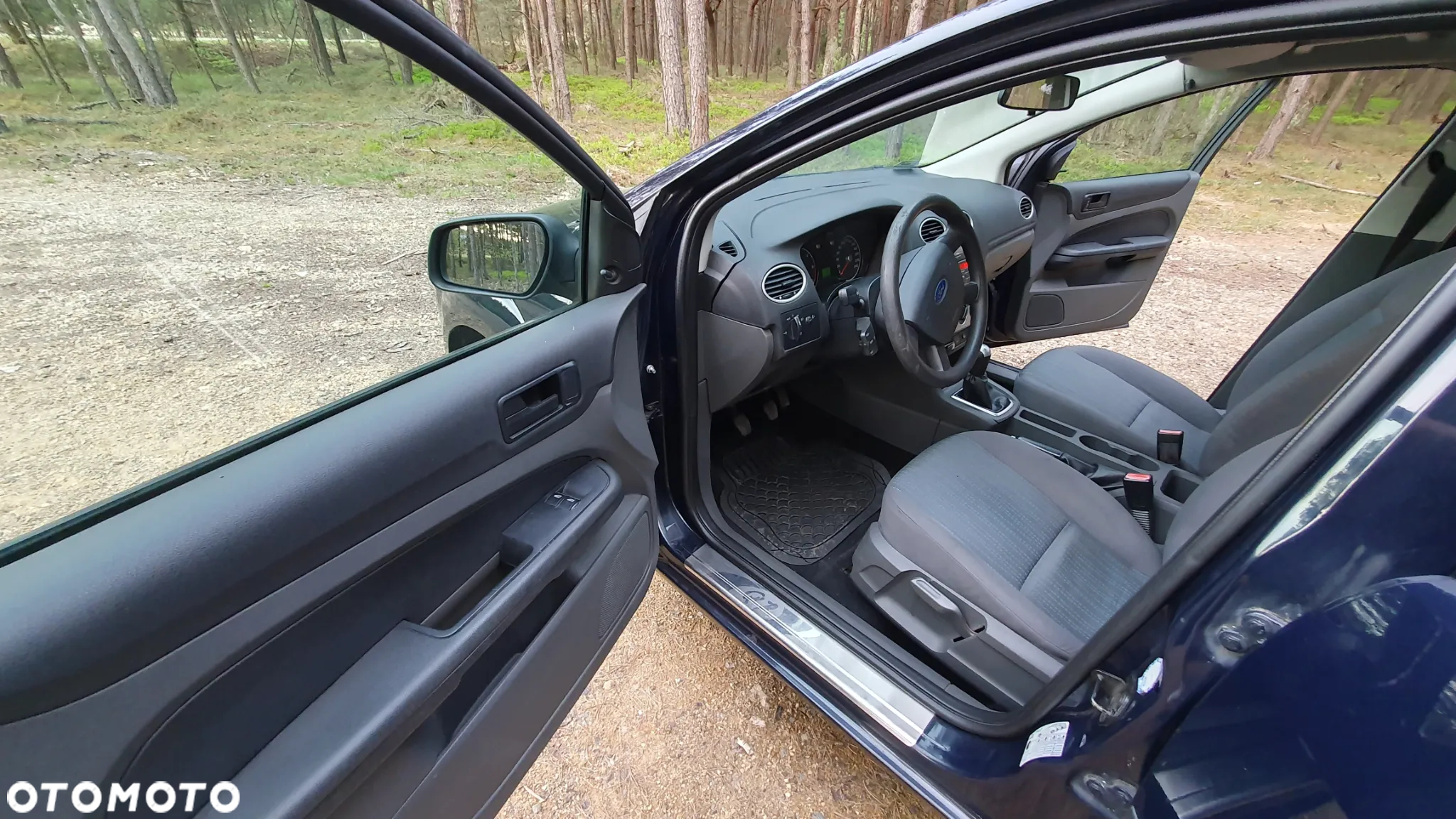 Ford Focus 1.6 TDCi Ambiente - 17