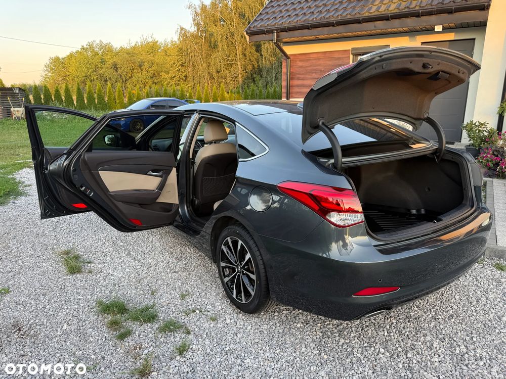 Hyundai i40 Kombi 1.7 CRDi Premium - 20