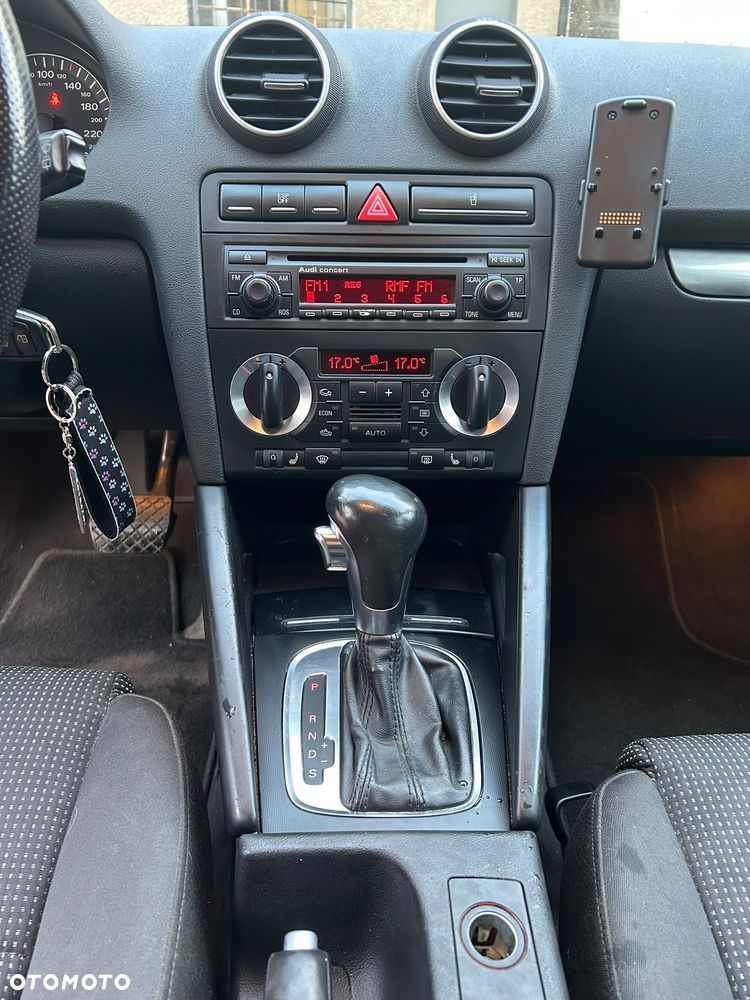 Audi A3 Sportback 2.0 TDI Attraction S tronic - 8