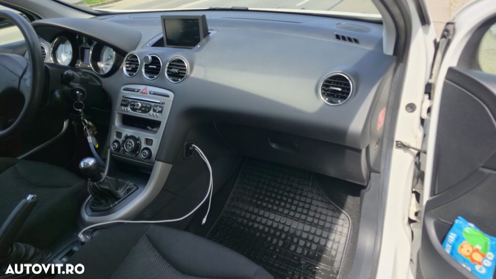 Peugeot 308 1.6 HDI FAP Active - 5