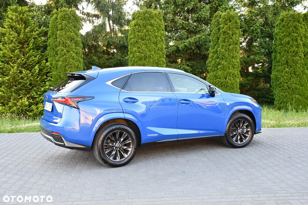 Lexus NX 300h Business Line - 25