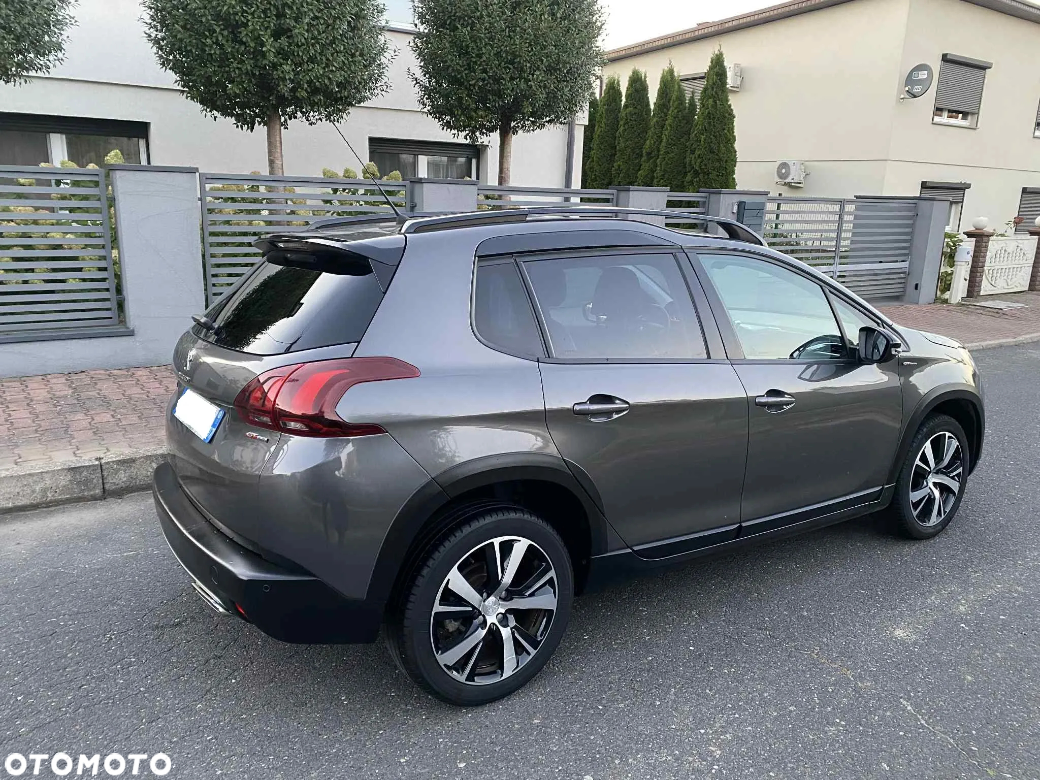 Peugeot 2008 PureTech 110 Stop&Start GT-Line Edition - 2