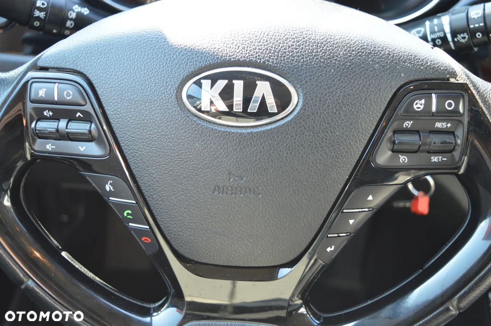 Kia Ceed 1.6 GDI Edition 7 - 19