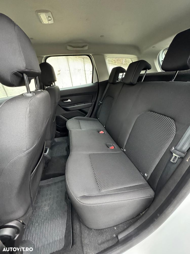 Dacia Duster 1.5 Blue dCi 4WD Essential - 15