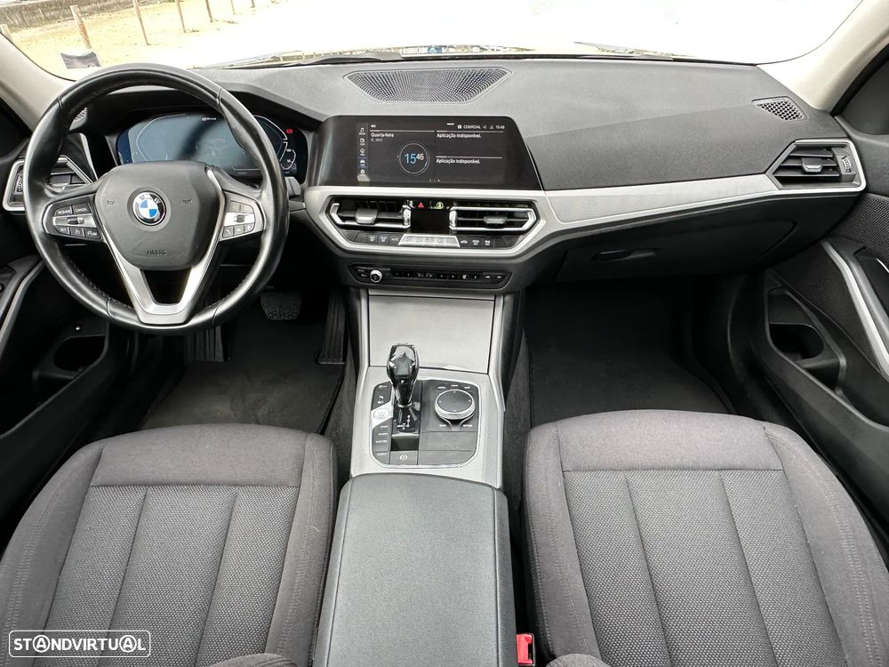 BMW 330 e Auto - 17
