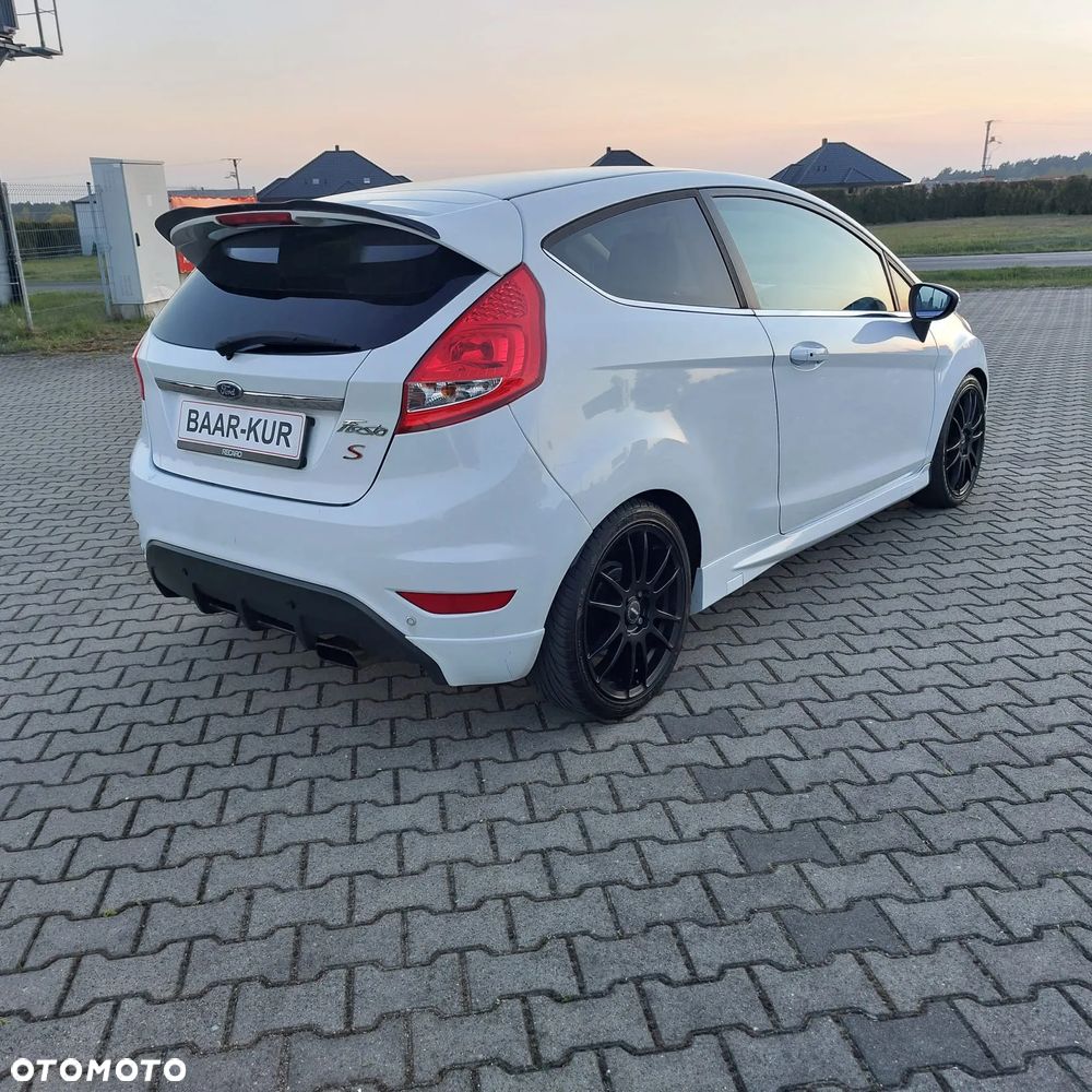Ford Fiesta 1.4 Sport - 16