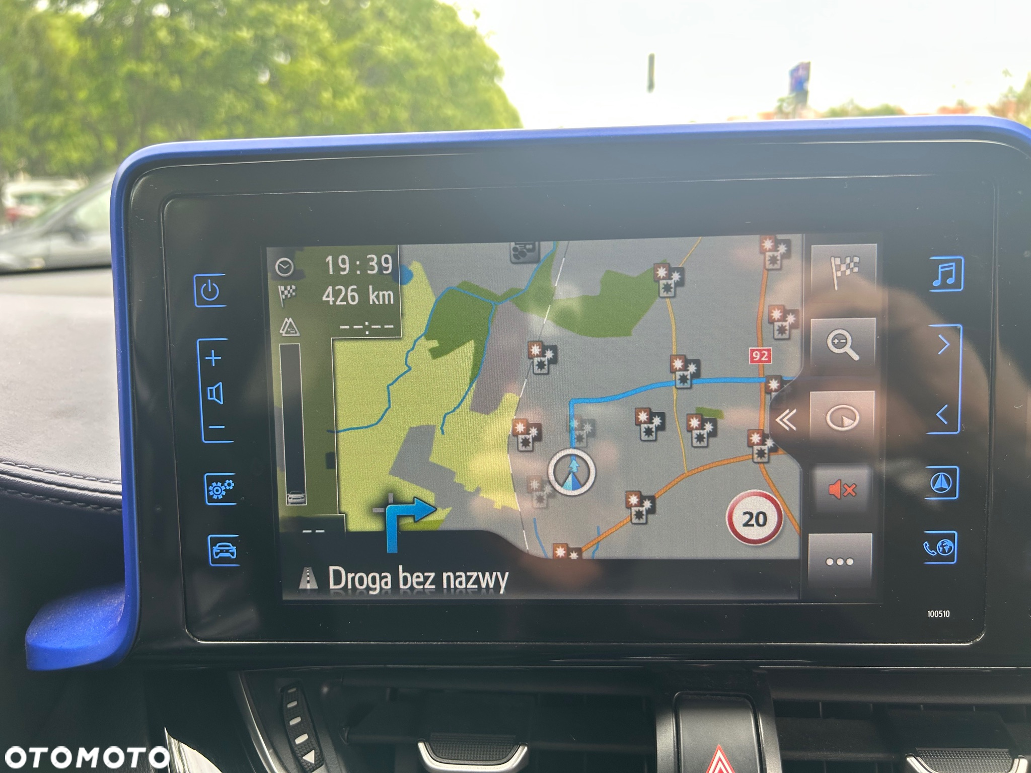 Toyota C-HR 1.2 T Dynamic - 18
