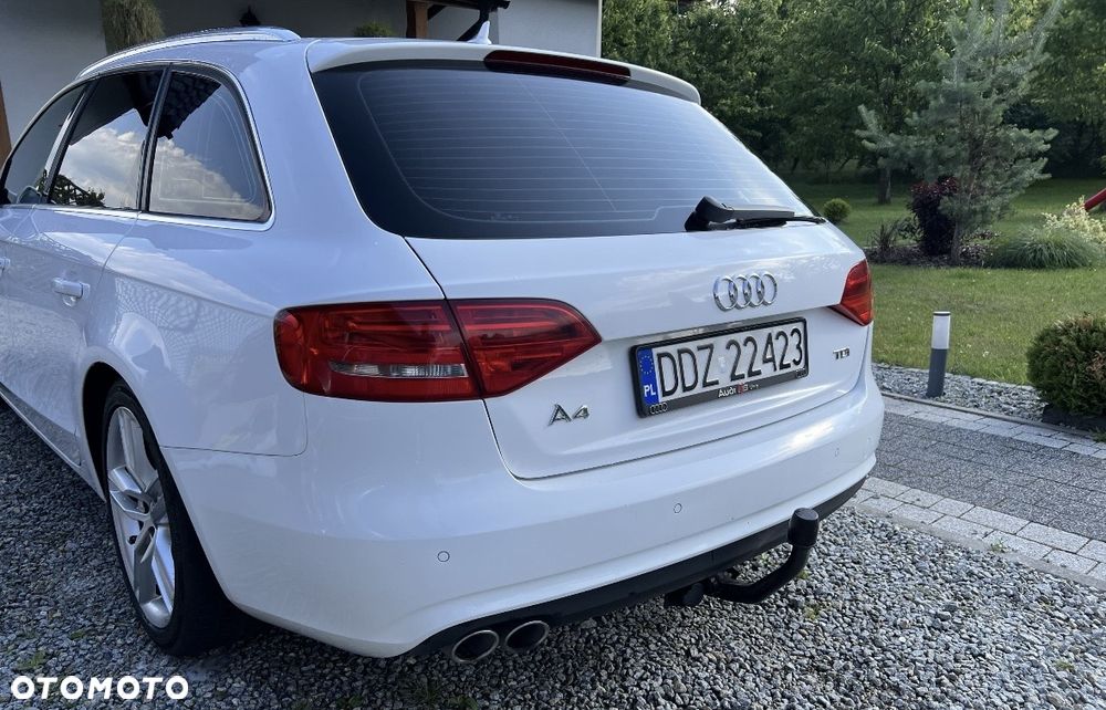Audi A4 Avant 2.0 TDI DPF multitronic S line Sportpaket - 4