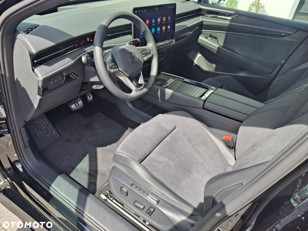 Volkswagen ID.7 77kWh Pro Plus - 11