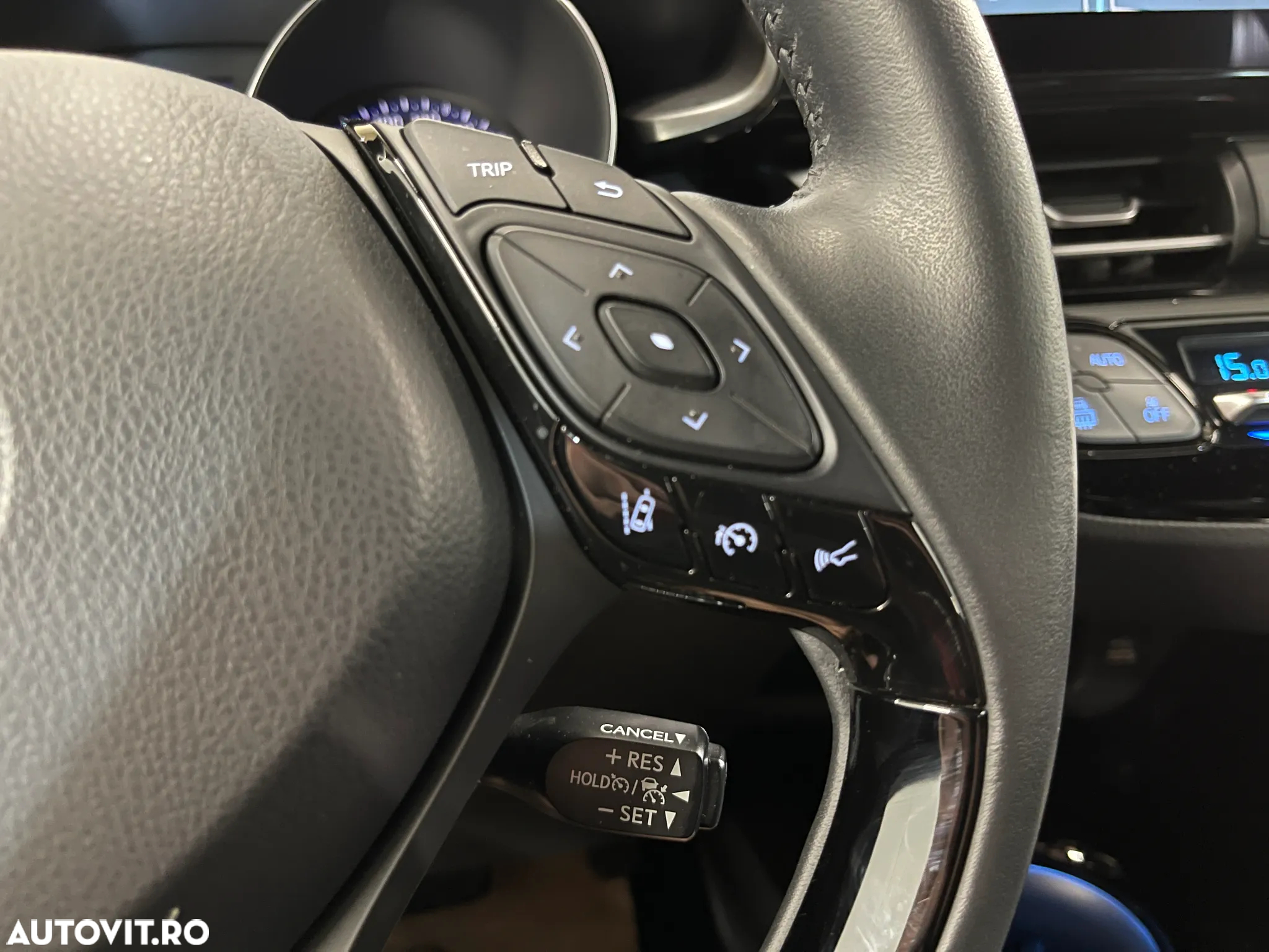 Toyota C-HR 2.0 HSD 184 CP 4x2 CVT Classy - 21