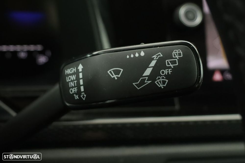 VW Polo 1.0 TSI Urban DSG - 16