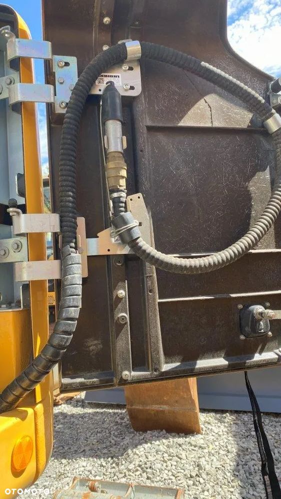 Liebherr A 913 Compact - 15