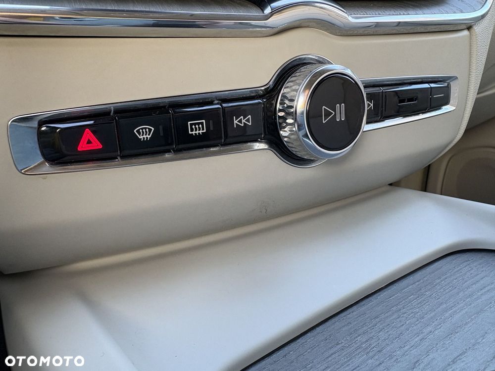 Volvo XC 60 - 14