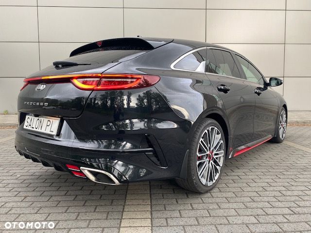 Kia ProCeed - 8