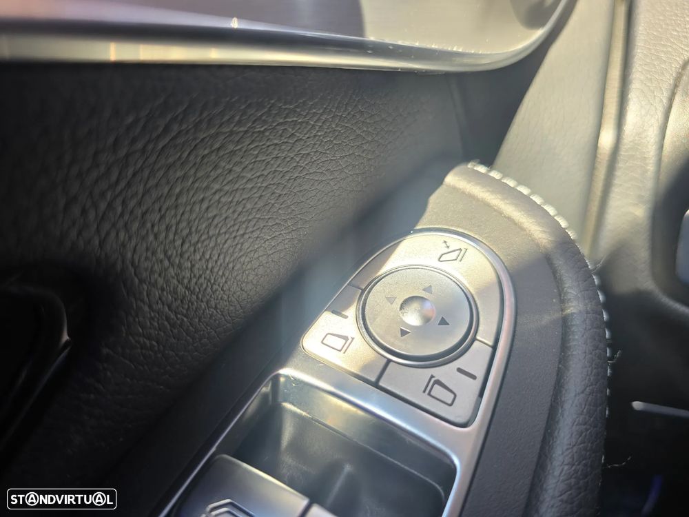 Mercedes-Benz GLC 300 de 4Matic 9G-TRONIC AMG Line Plus - 47