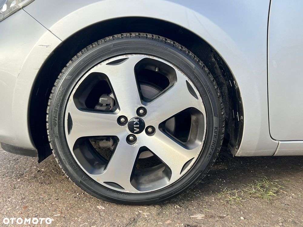 Kia Rio 1.4 CRDI Spirit - 13