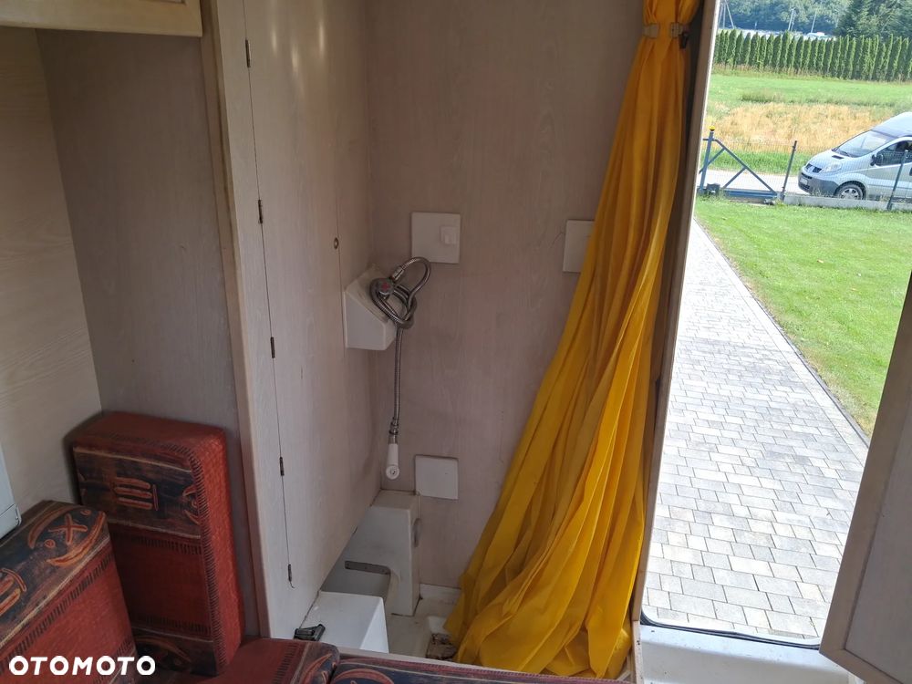 Toyota Hilux polycompsit loge mobile - 8