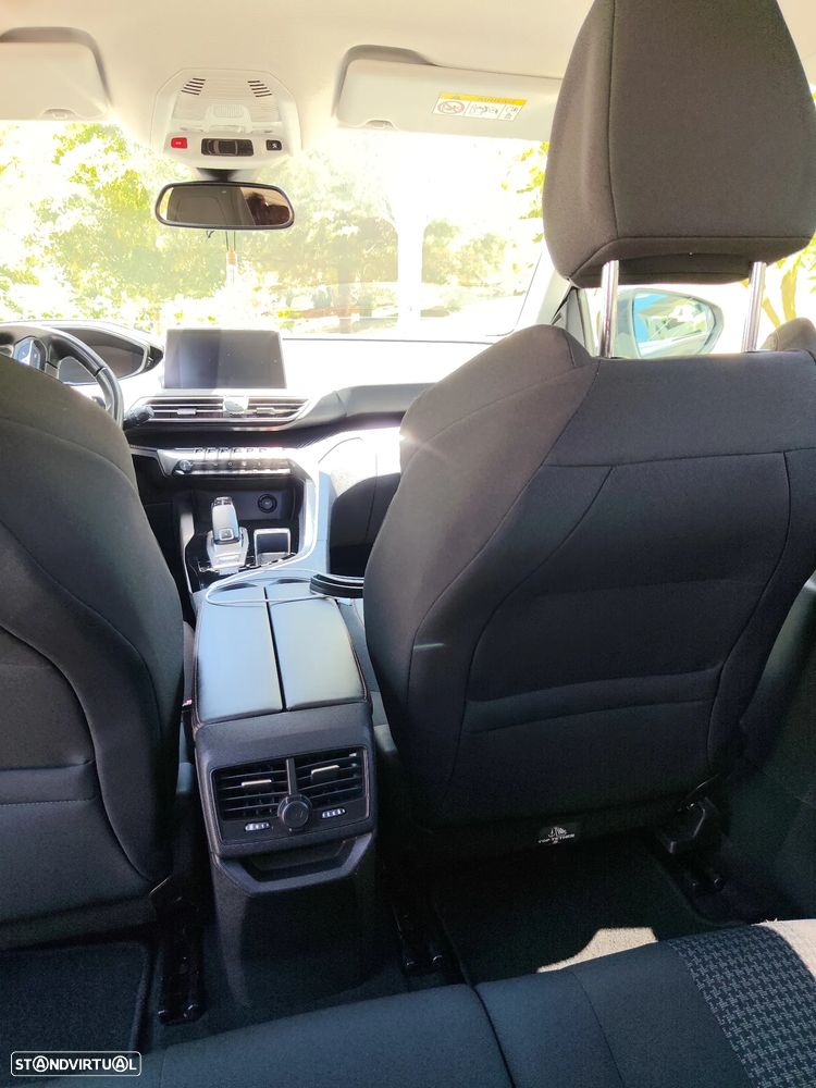 Peugeot 3008 BlueHDi 130 Stop & Start EAT8 Allure - 21
