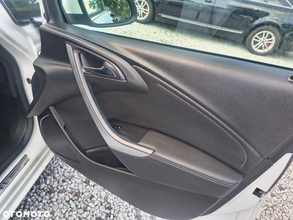 Opel Astra 2.0 CDTI DPF White Edition - 20