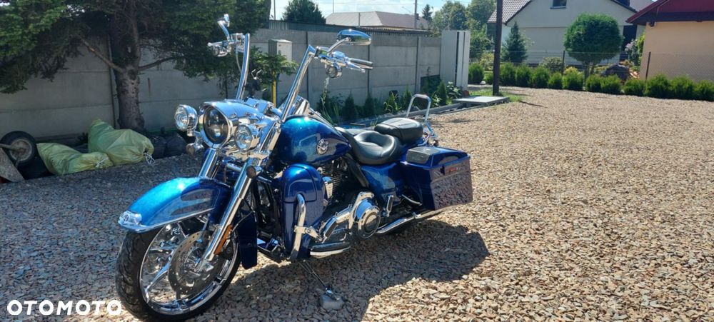 Harley-Davidson Touring Road King - 11