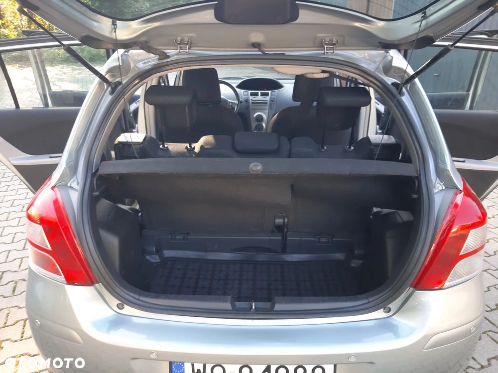 Toyota Yaris 1.33 2010 - 25