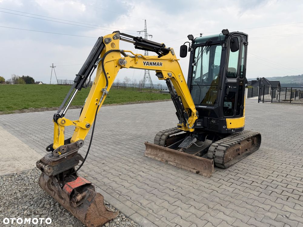 Yanmar Vio25 - 7