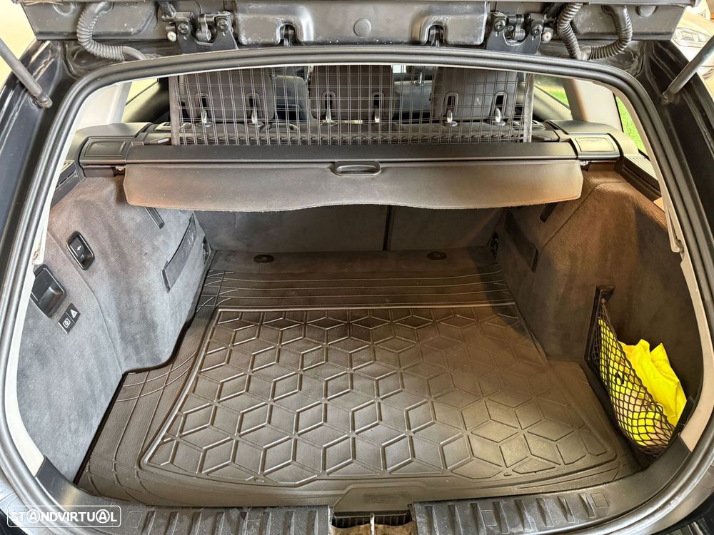 BMW 318 d Touring Sport - 11