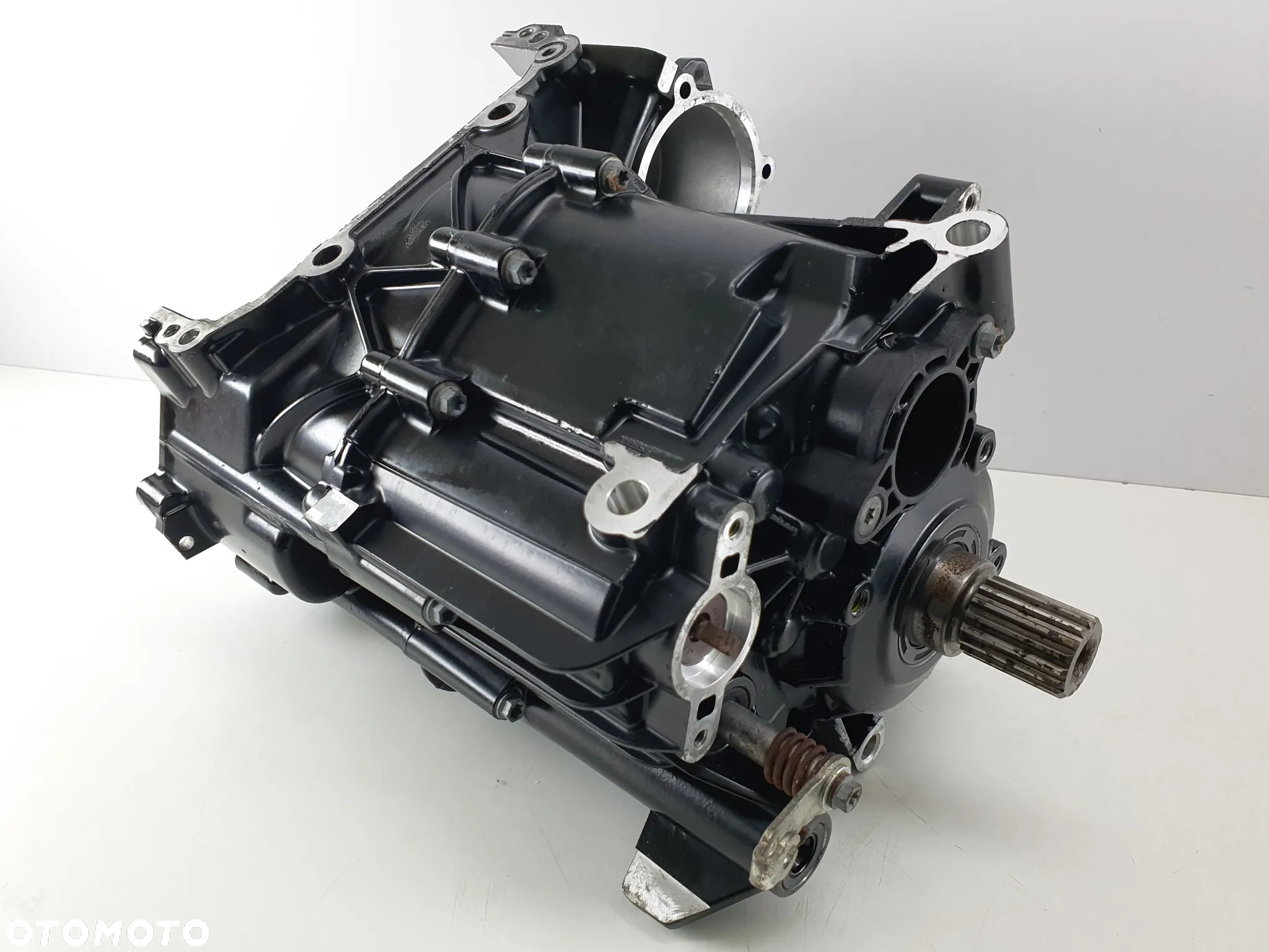 SKRZYNIA BIEGOW  CAN AM SPYDER 1330 F3S RT SE6 - 21
