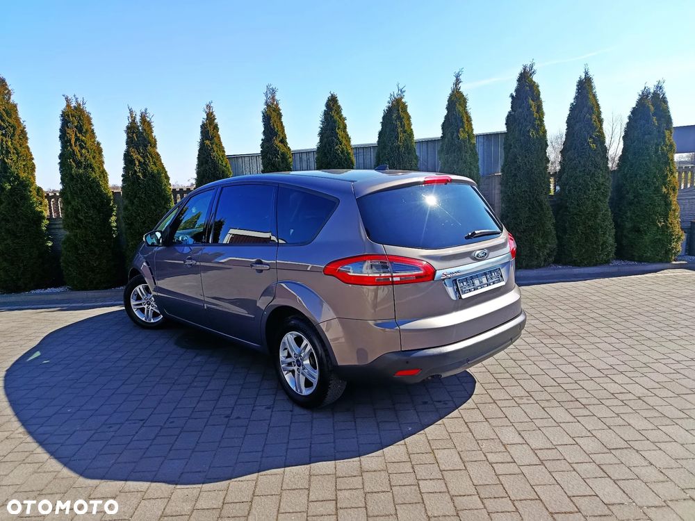 Ford S-Max 2.0 TDCi DPF Champions Edition - 21