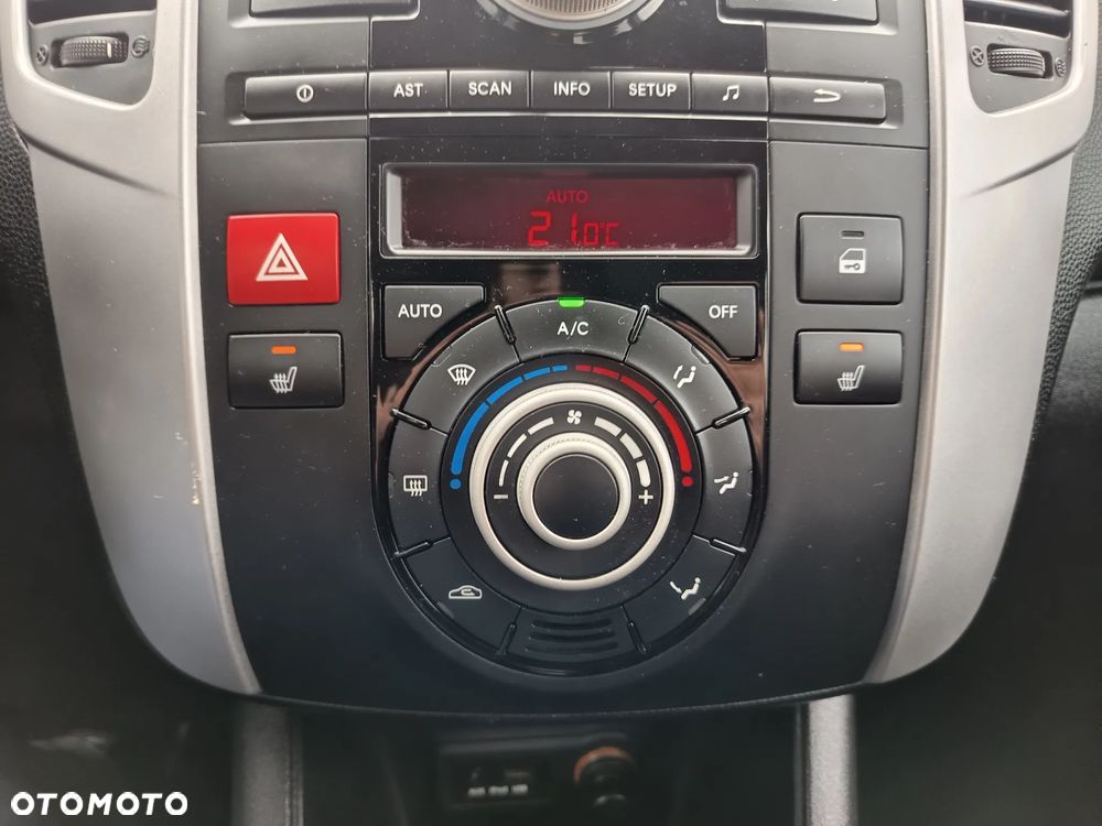 Kia Venga 1.6 CVVT ISG Spirit - 22