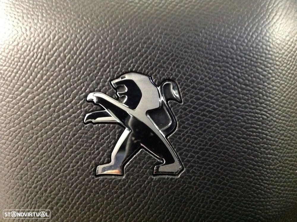 Peugeot 3008 1.5 BlueHDi Allure Pack EAT8 - 42