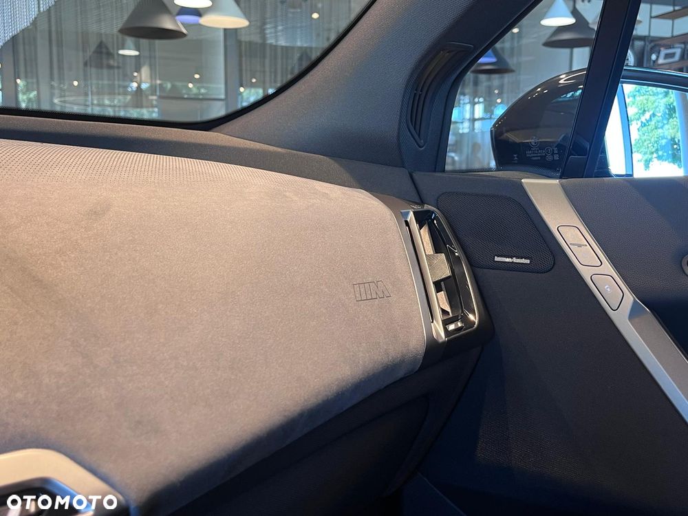 BMW iX xDrive45 - 18