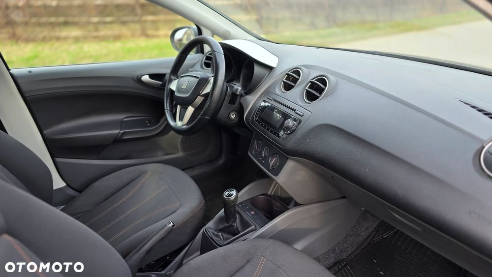 Seat Ibiza 1.4 16V Entry - 17