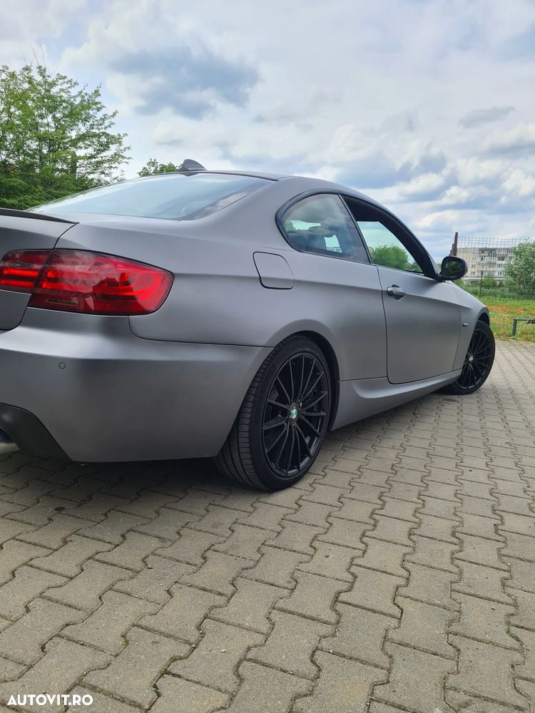 BMW Seria 3 320d xDrive Aut. Edition Exclusive - 10