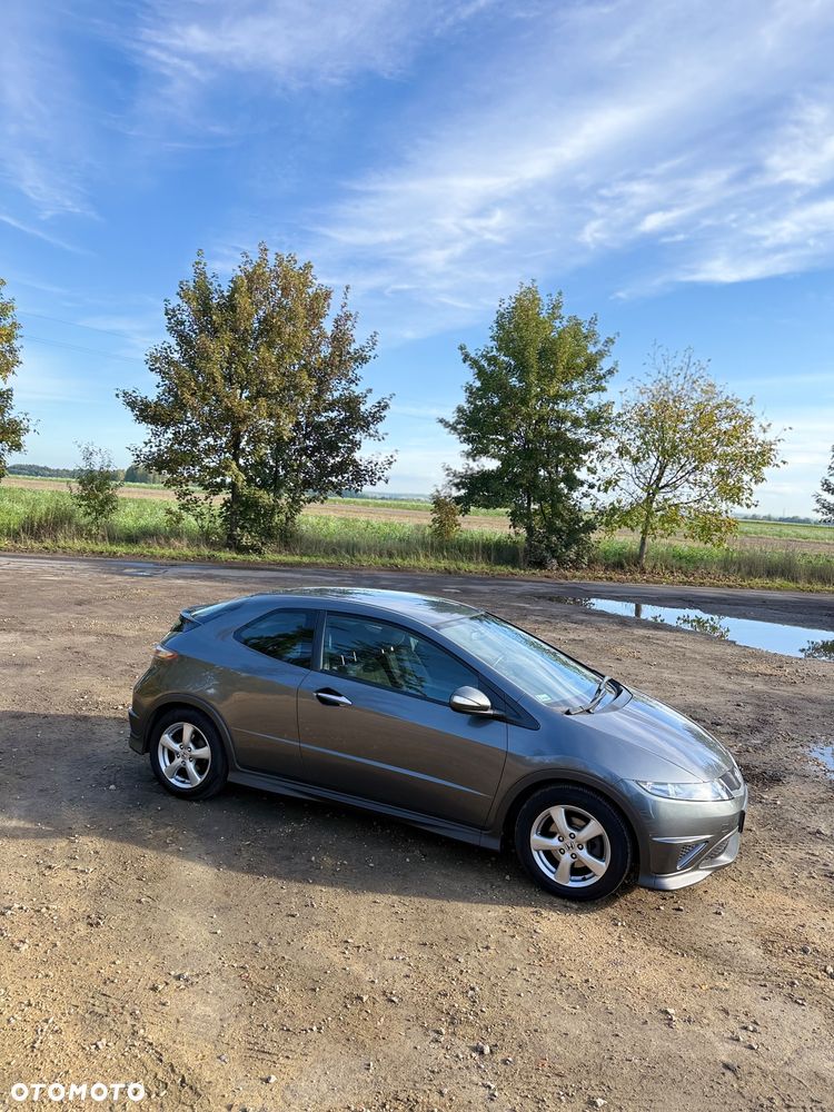Honda Civic 2009 photo 2