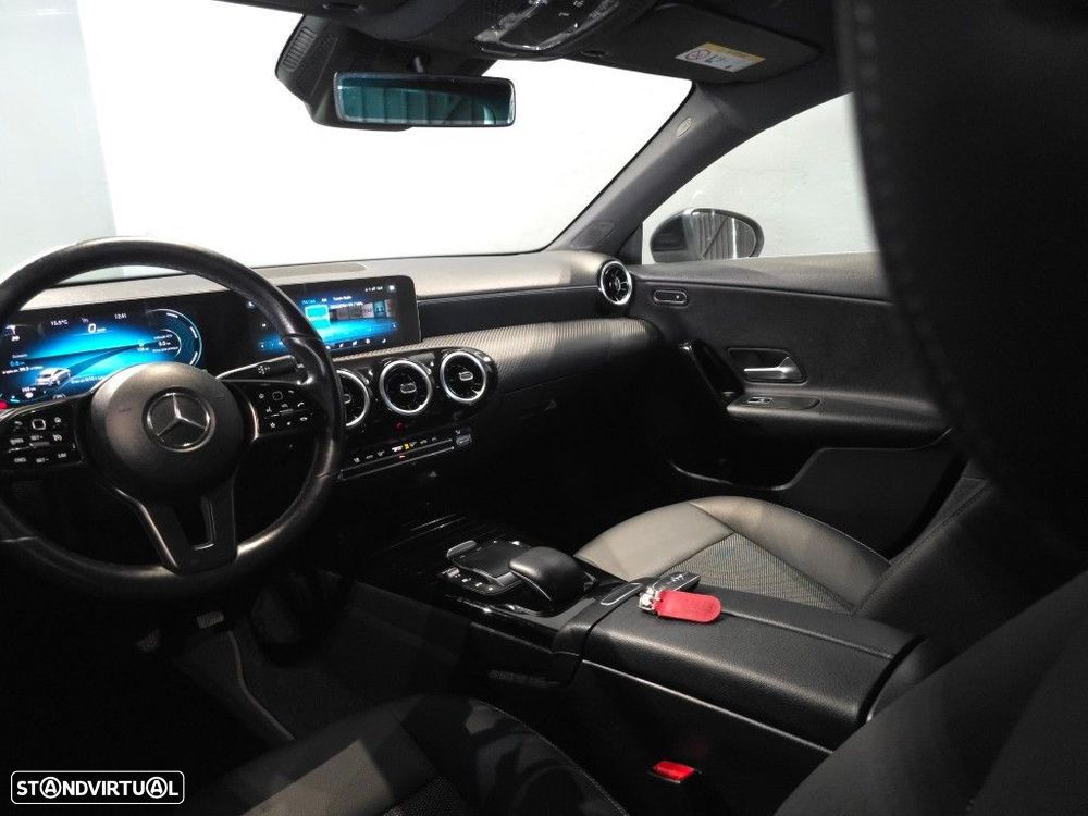 Mercedes-Benz CLA 180 d Shooting Brake AMG Line Aut. - 22