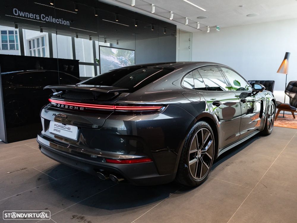 Porsche Panamera 4 E-Hybrid - 10