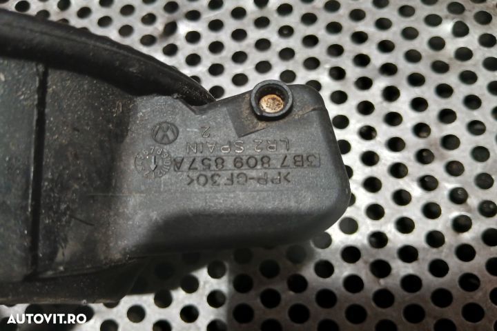 Usita rezervor 3B7809857A 3B7809857A Volkswagen VW Passat B5.5 [facel - 3