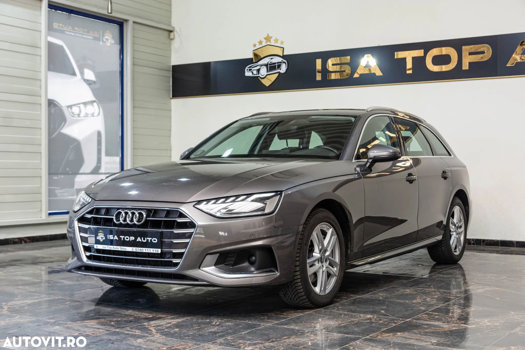Audi A4 Avant 40 TDI S tronic - 1