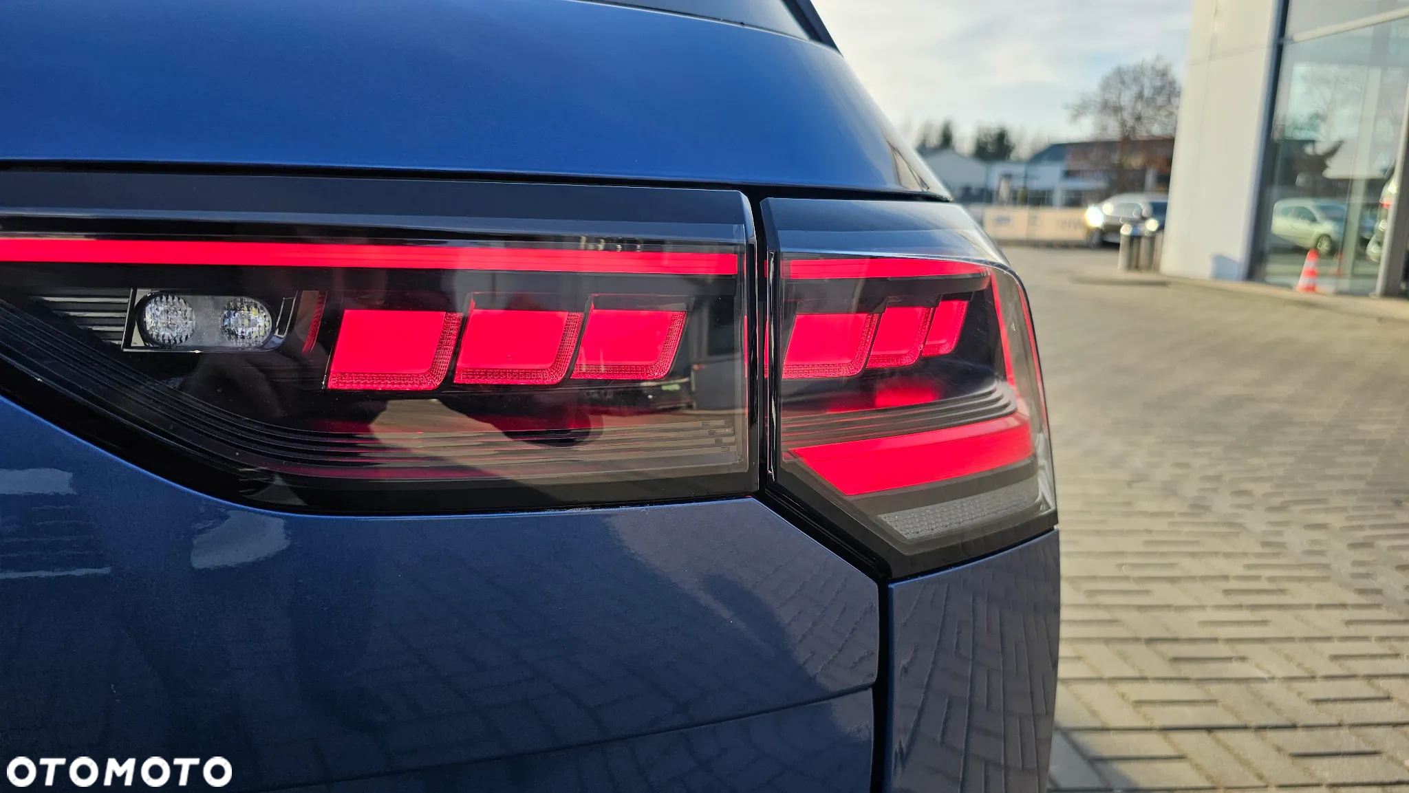 Volkswagen Golf - 11