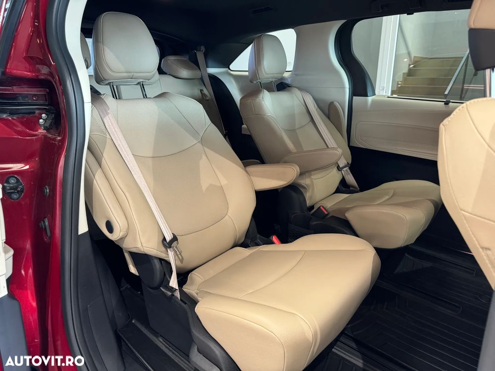 Toyota Sienna - 27