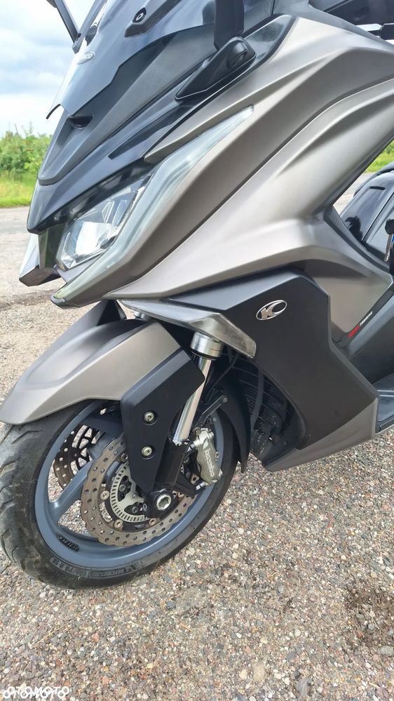 Kymco AK 550 - 9