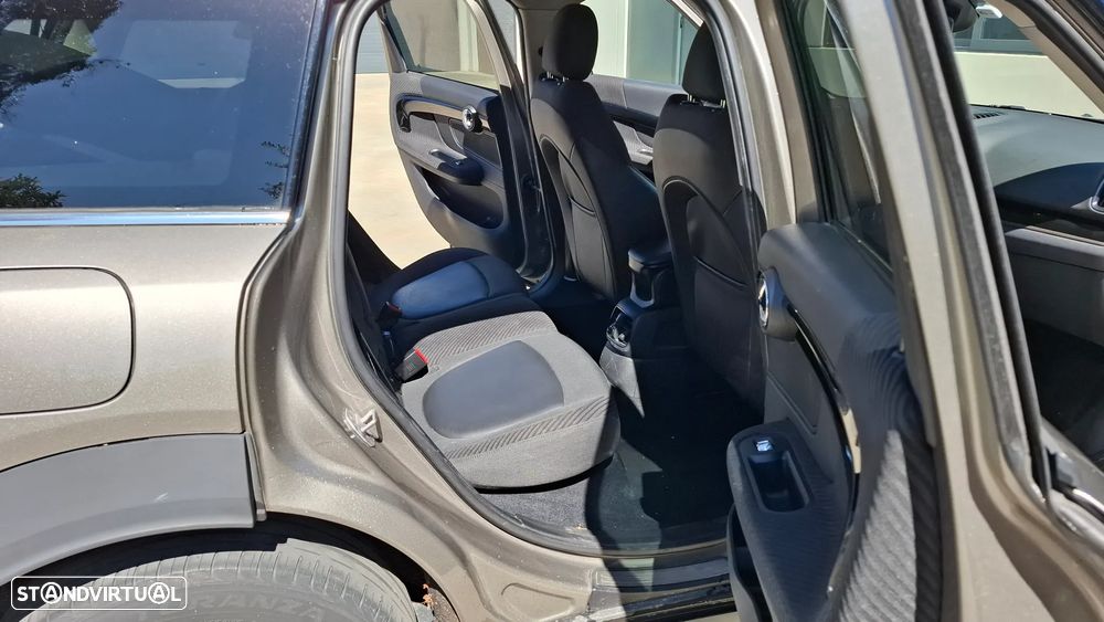 MINI Countryman One D - 10