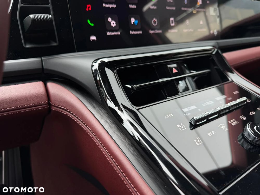 Porsche Panamera 4 - 27