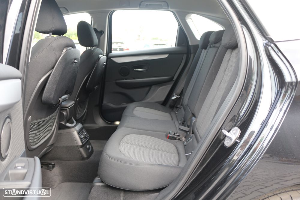 BMW 216 Active Tourer d - 23