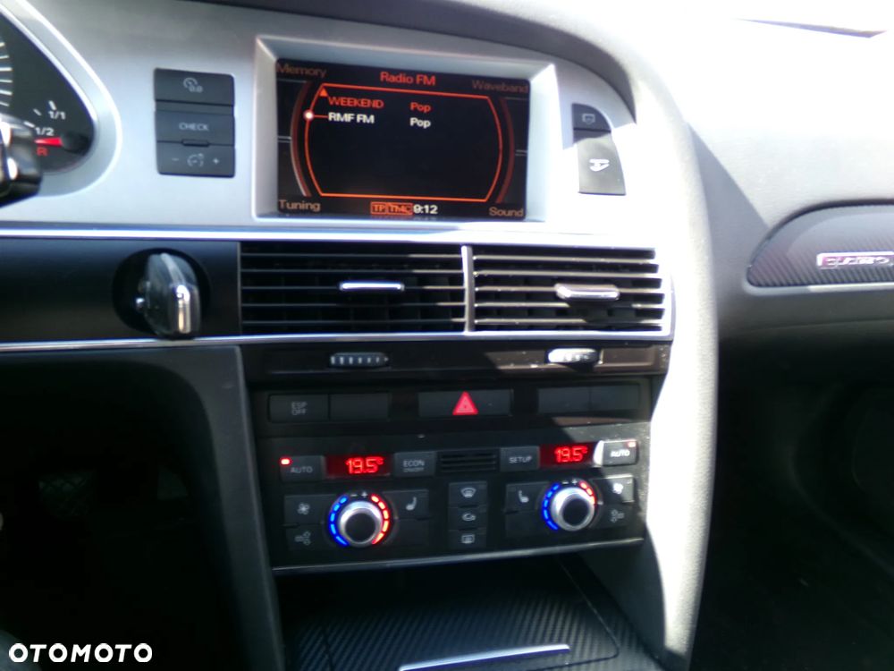 Audi A6 Avant - 14
