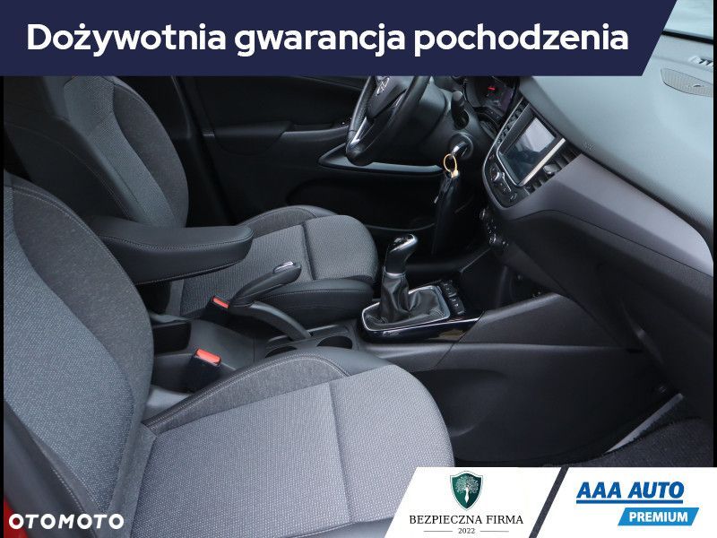 Opel Crossland X - 10