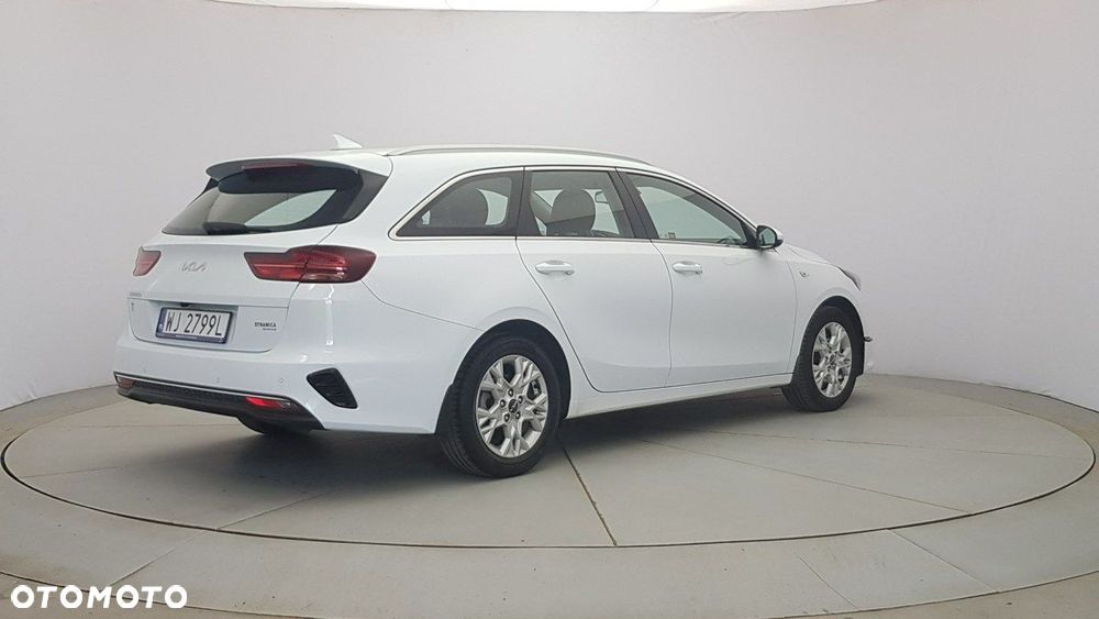 Kia Ceed - 7